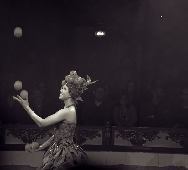 Pretty Juggler